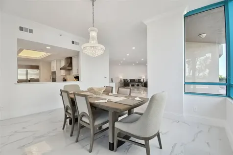 1560 Gulf Boulevard Clearwater Beach FL 33767