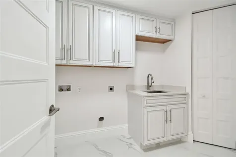 1560 Gulf Boulevard Clearwater Beach FL 33767