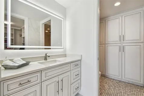 1560 Gulf Boulevard Clearwater Beach FL 33767