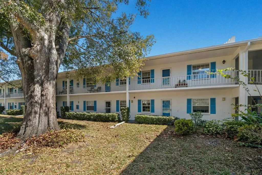 300 Clyde Lane Dunedin FL 34698