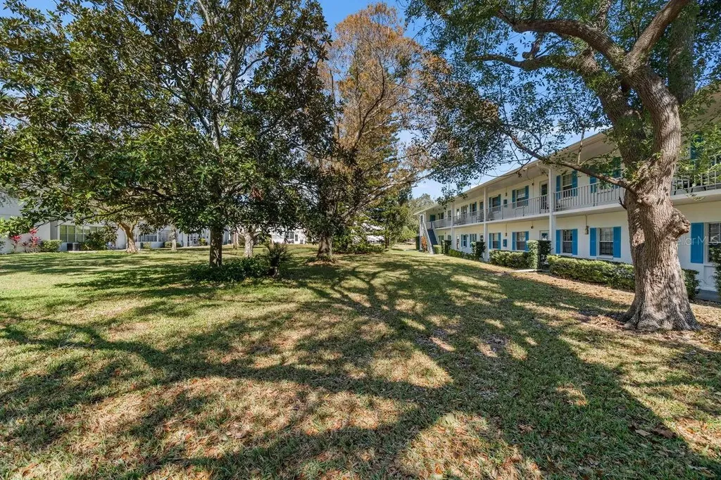 300 Clyde Lane Dunedin FL 34698