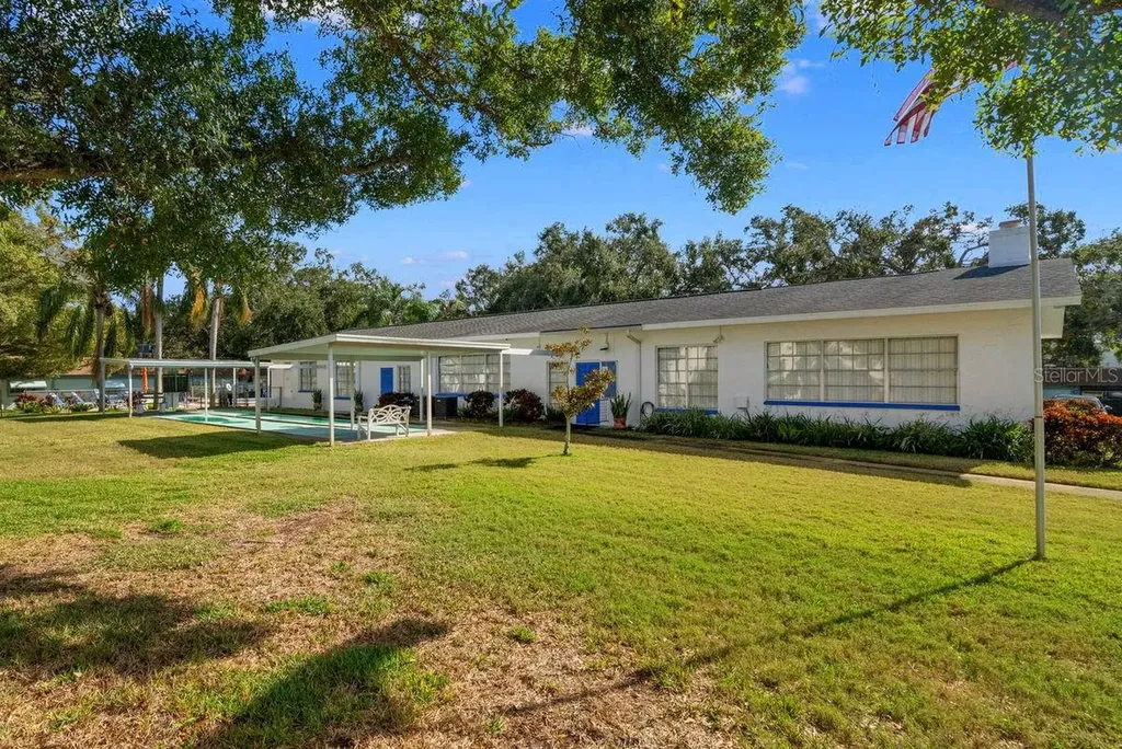 300 Clyde Lane Dunedin FL 34698