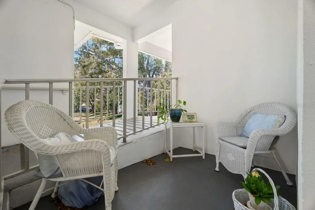 300 Clyde Lane Dunedin FL 34698