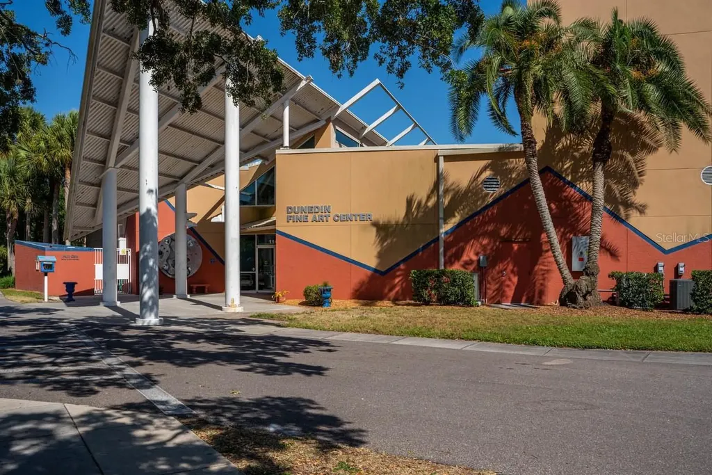 300 Clyde Lane Dunedin FL 34698