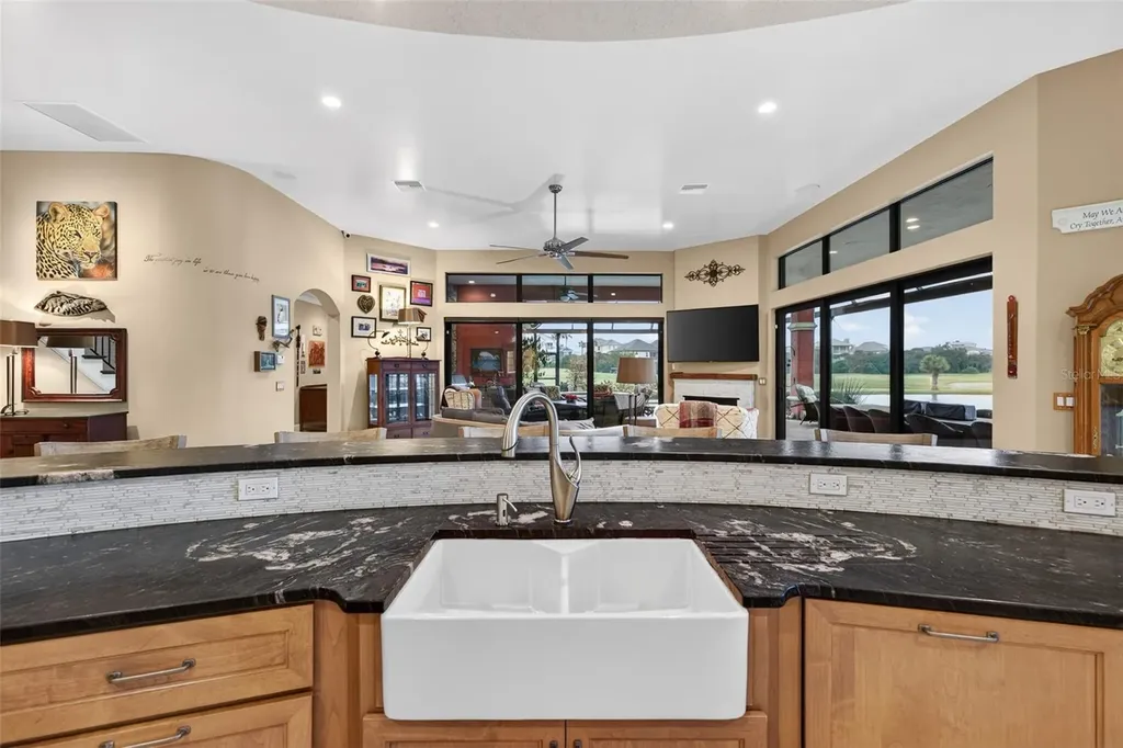 27 Las Palmas Way Palm Coast FL 32137