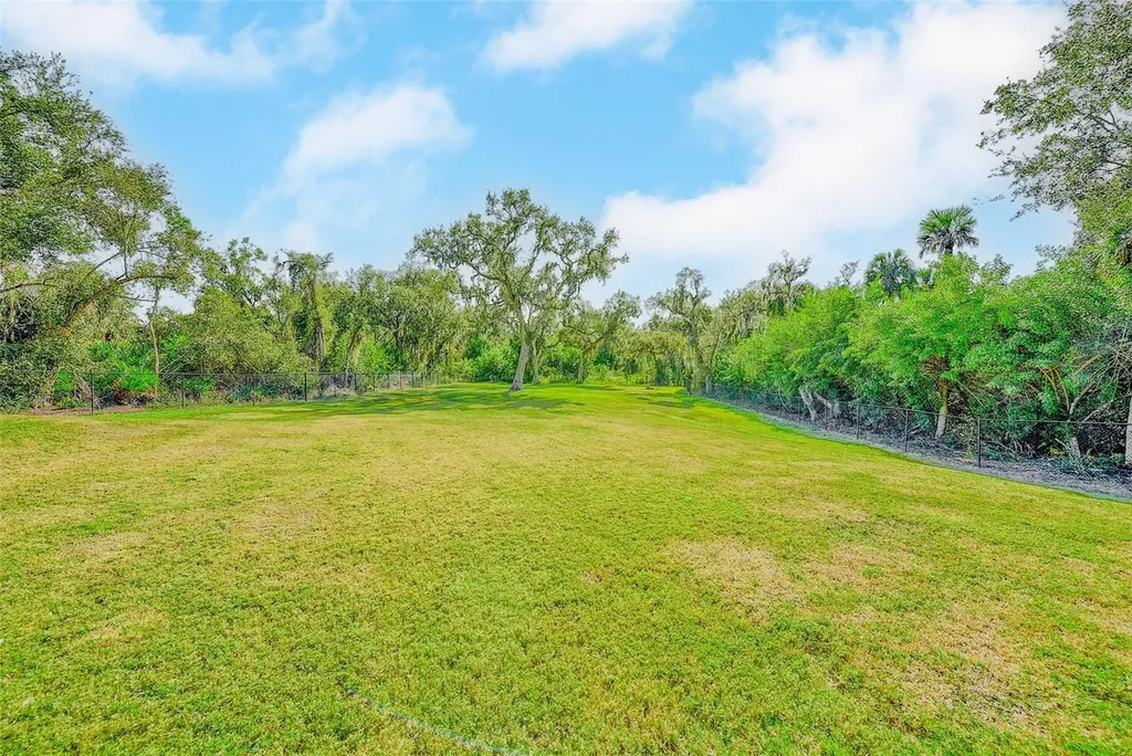 3410 26th Avenue E Bradenton FL 34208