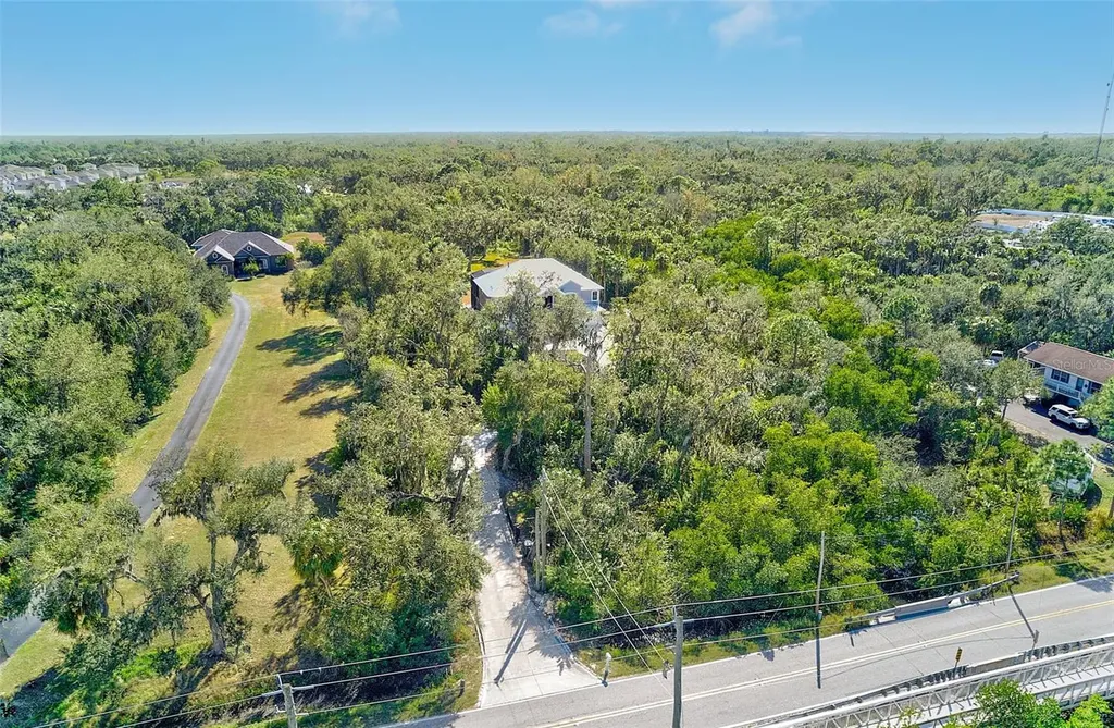 3410 26th Avenue E Bradenton FL 34208