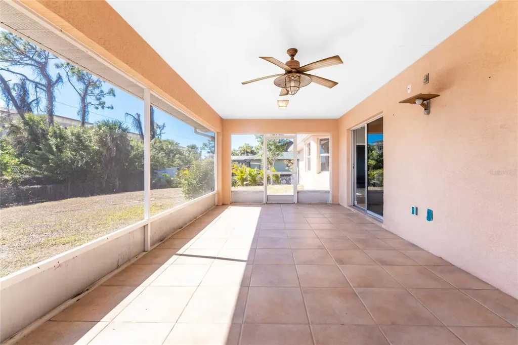1053 Bay Harbor Drive Englewood FL 34224