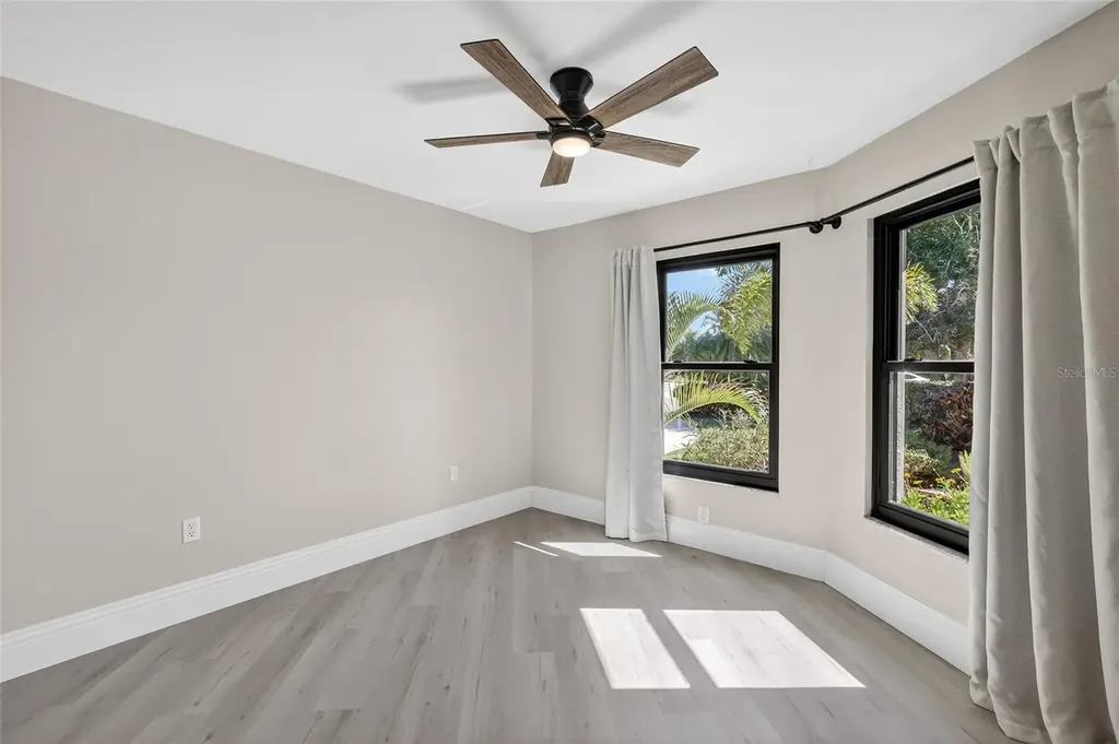 3994 Via Mirada Sarasota FL 34238