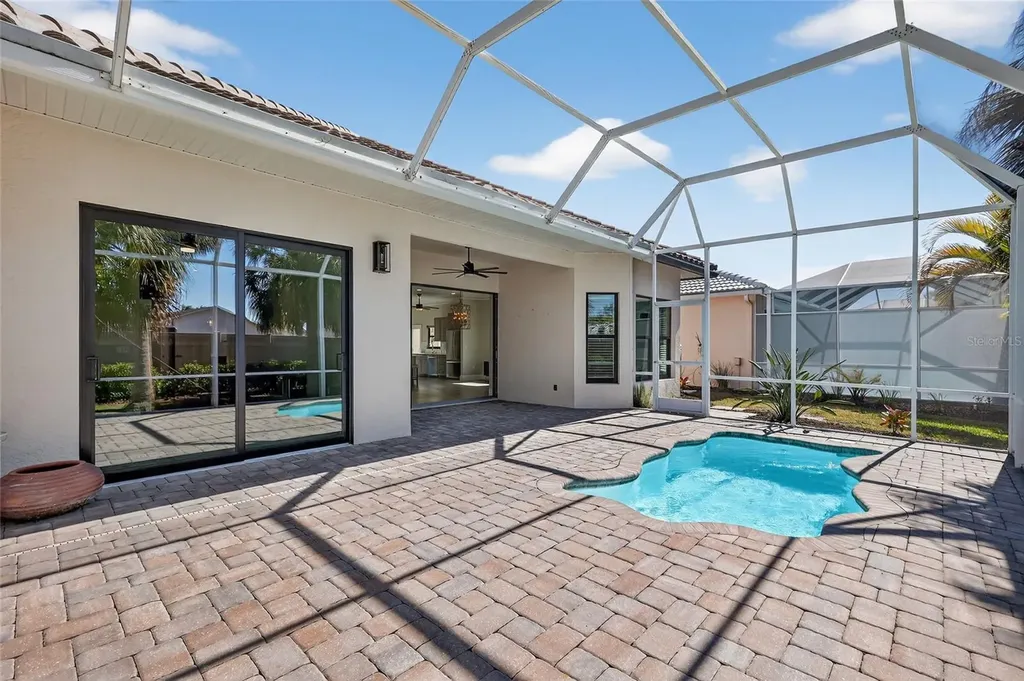 3994 Via Mirada Sarasota FL 34238