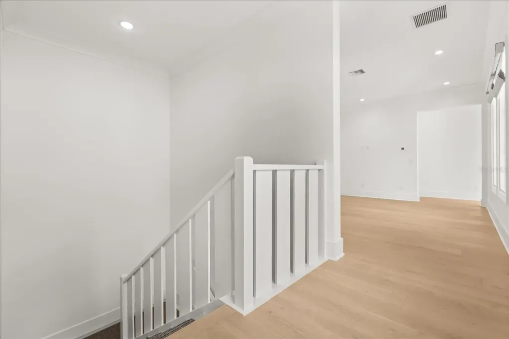 151 Oakwood Way Winter Park FL 32789