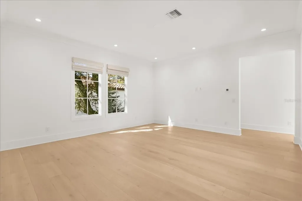 151 Oakwood Way Winter Park FL 32789