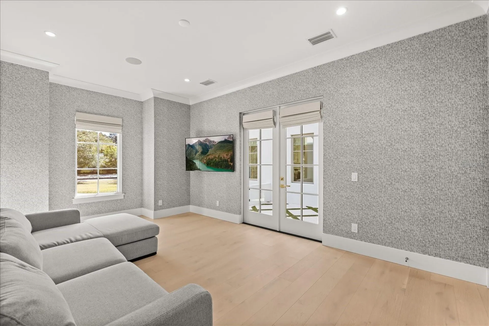 151 Oakwood Way Winter Park FL 32789