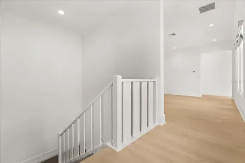 151 Oakwood Way Winter Park FL 32789