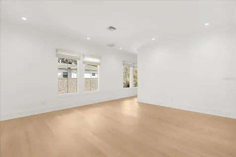 151 Oakwood Way Winter Park FL 32789