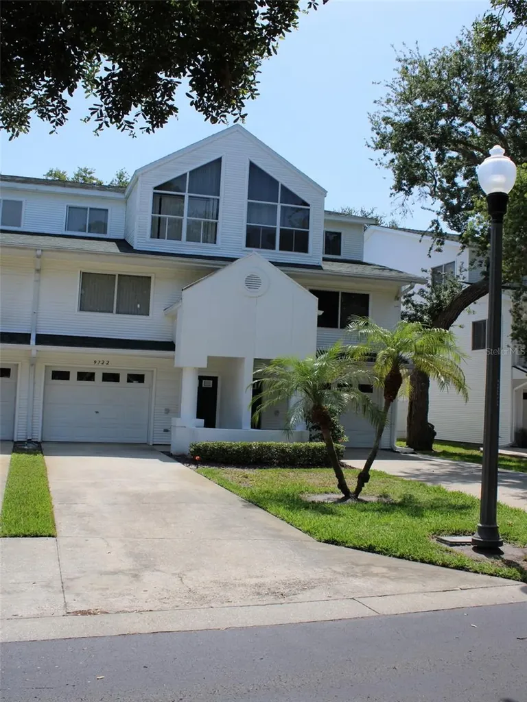 9722 Indian Key Trail Seminole FL 33776