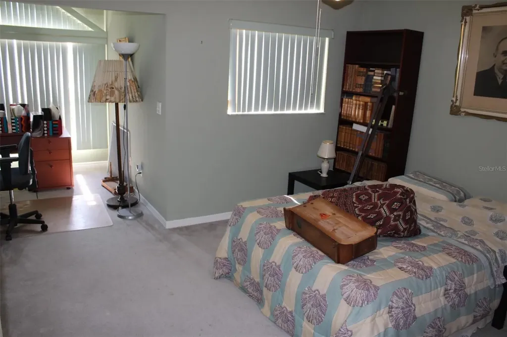 9722 Indian Key Trail Seminole FL 33776