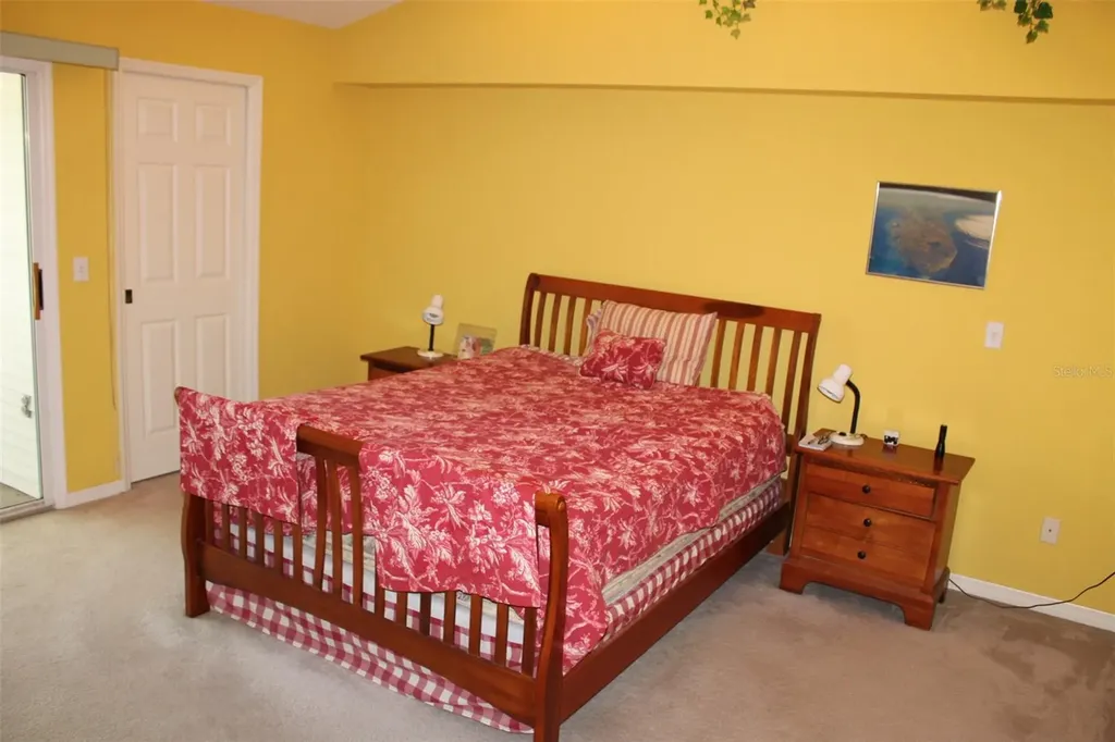 9722 Indian Key Trail Seminole FL 33776
