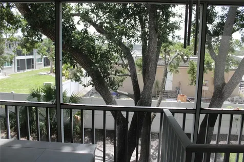 9722 Indian Key Trail Seminole FL 33776