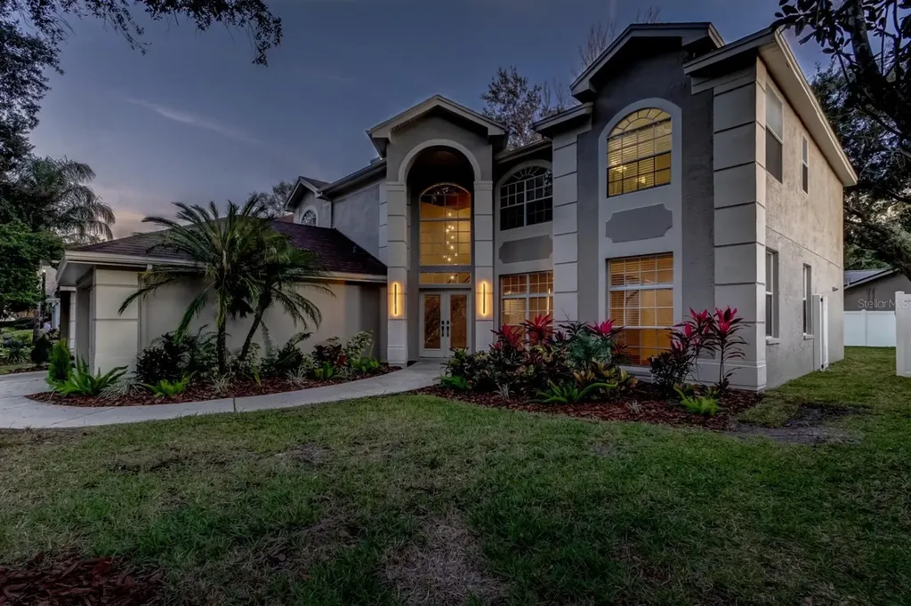 9311 Heritage Oak Court Tampa FL 33647