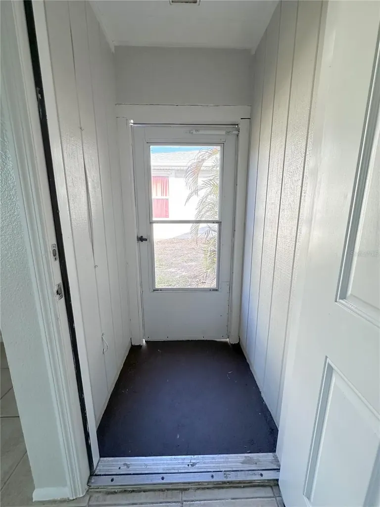 9264 Anita Avenue Englewood FL 34224