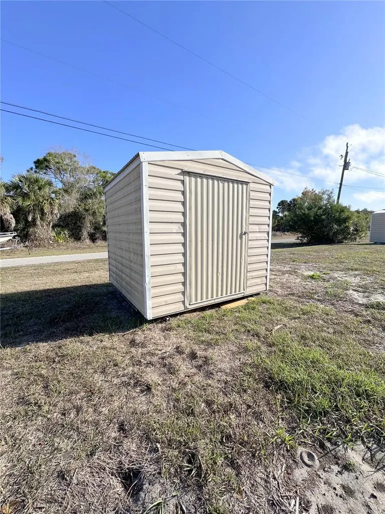9264 Anita Avenue Englewood FL 34224