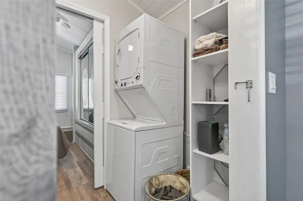 204 Crown Point Drive Nokomis FL 34275