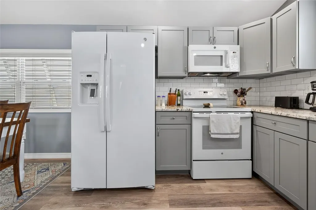 204 Crown Point Drive Nokomis FL 34275