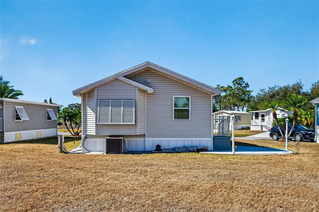 204 Crown Point Drive Nokomis FL 34275