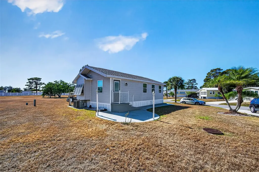 204 Crown Point Drive Nokomis FL 34275
