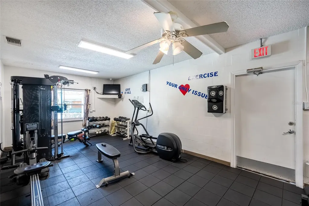 204 Crown Point Drive Nokomis FL 34275