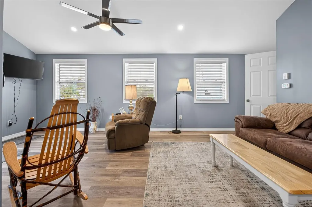 204 Crown Point Drive Nokomis FL 34275