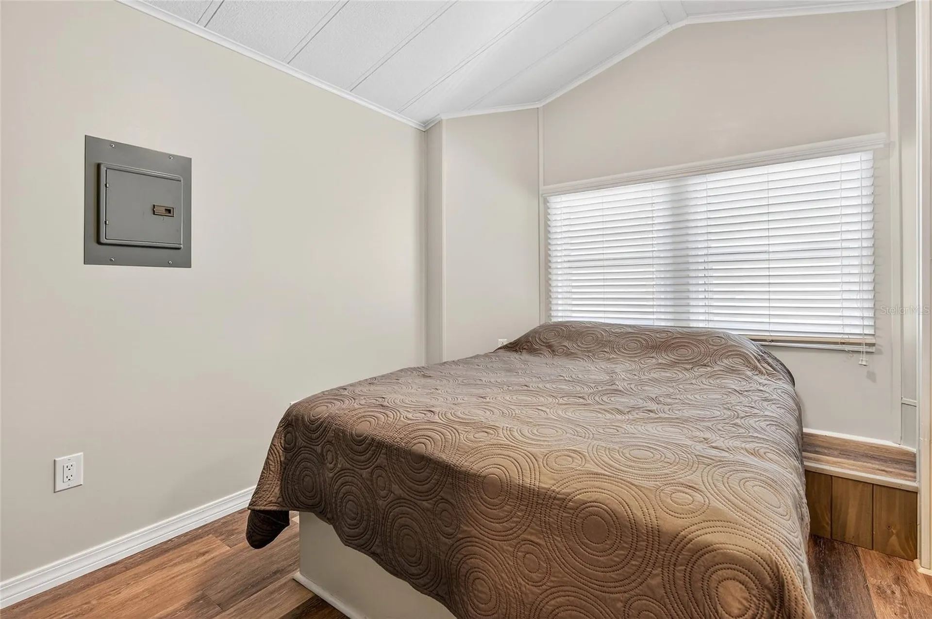 204 Crown Point Drive Nokomis FL 34275