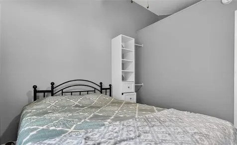 204 Crown Point Drive Nokomis FL 34275