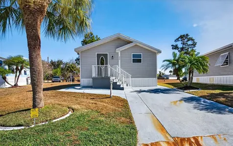 204 Crown Point Drive Nokomis FL 34275