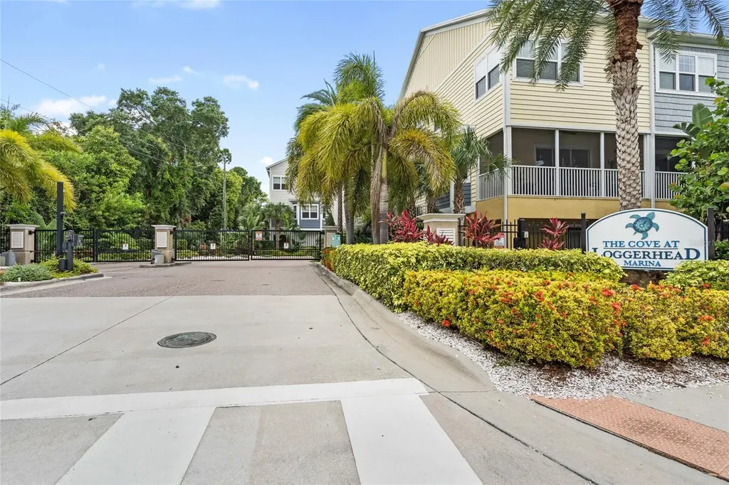 3162 Moorings Drive St Petersburg FL 33712