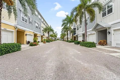 3162 Moorings Drive St Petersburg FL 33712