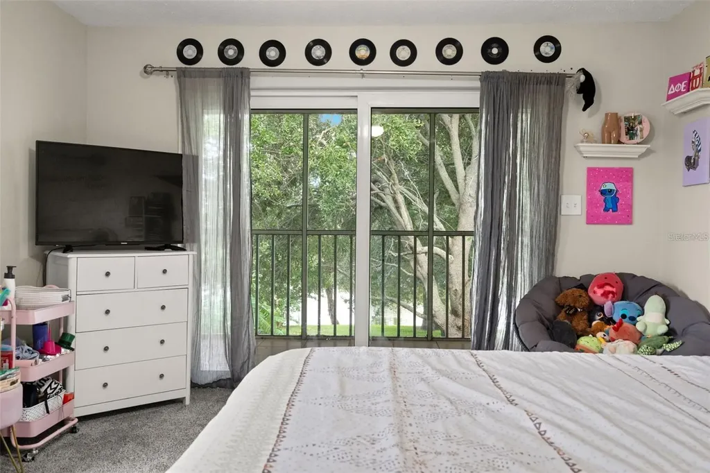 1423 Water View Drive W Largo FL 33771