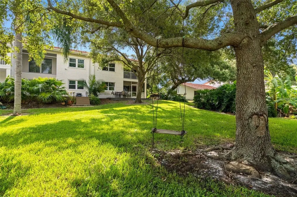 1423 Water View Drive W Largo FL 33771