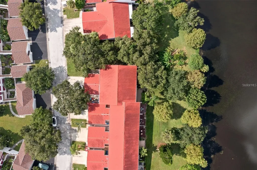 1423 Water View Drive W Largo FL 33771