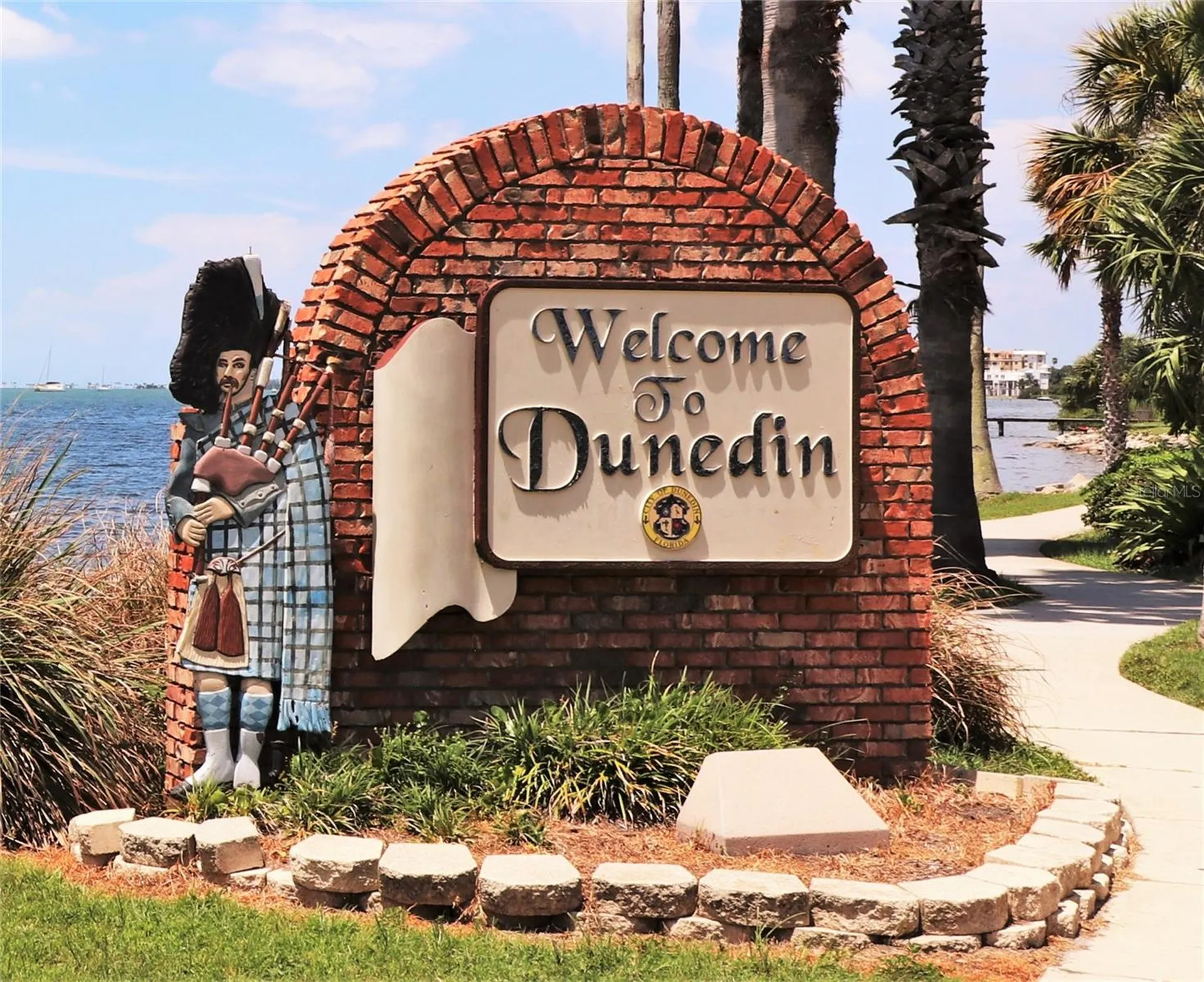 3485 Pine Street Dunedin FL 34698