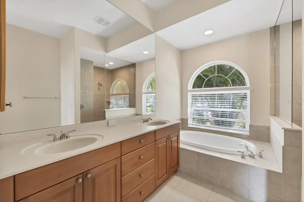 162 Willow Bend Way Osprey FL 34229
