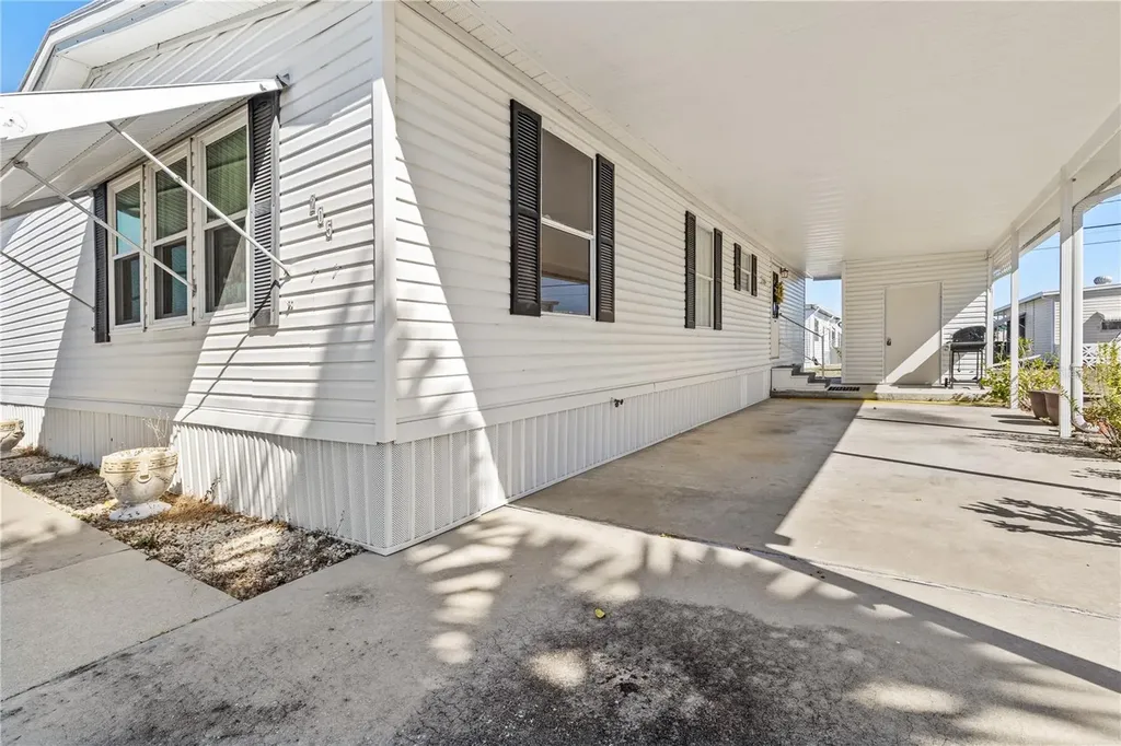 205 Carriage Lane North Fort Myers FL 33917