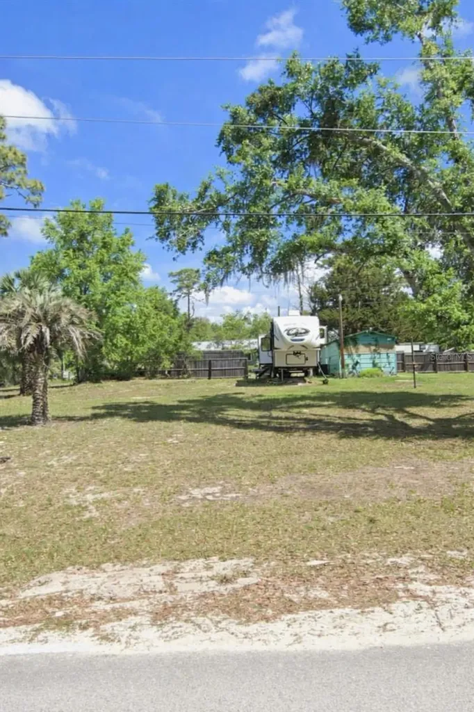 284 Sisco Road Pomona Park FL 32181