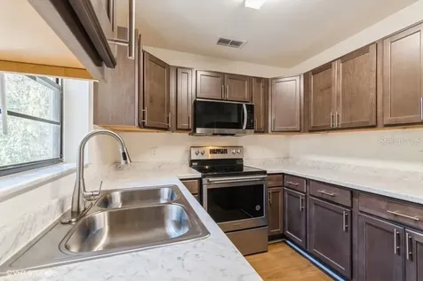 2522 NW 4th Terrace Gainesville FL 32609