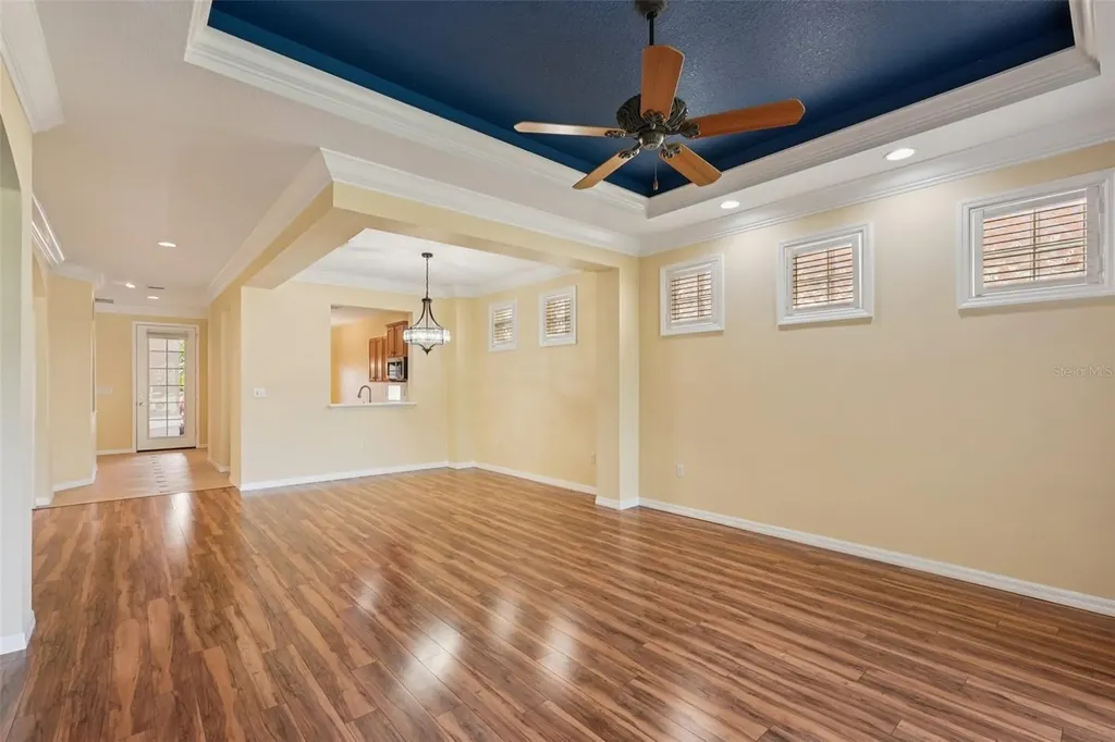 7523 Birds Eye Terrace Bradenton FL 34203