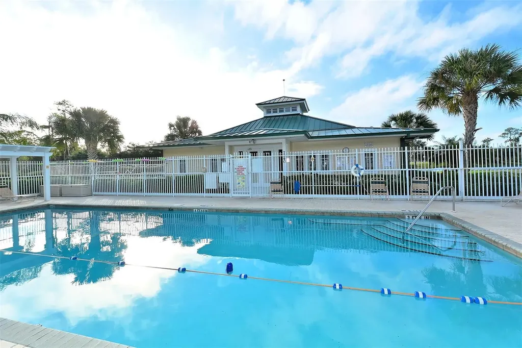 7523 Birds Eye Terrace Bradenton FL 34203