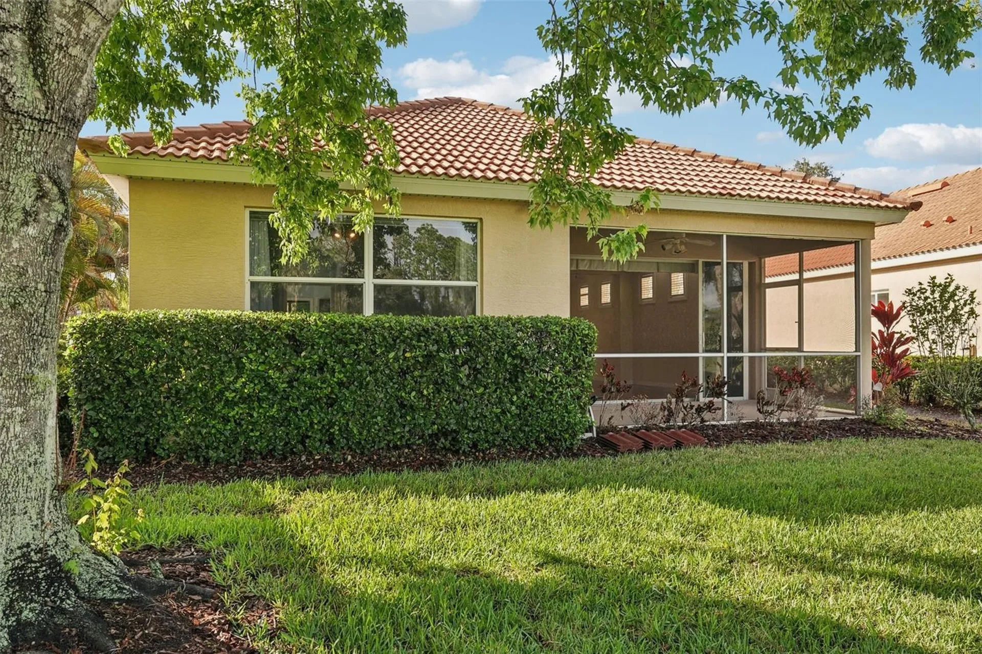 7523 Birds Eye Terrace Bradenton FL 34203