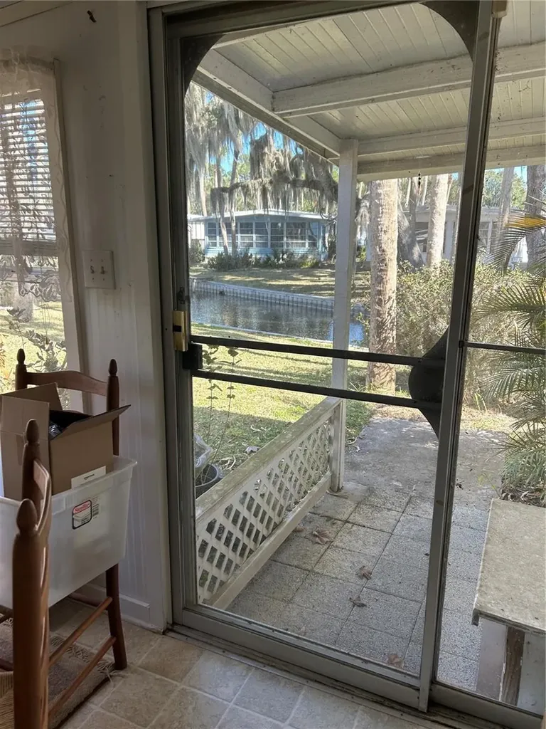 40 Sabal Palm Circle Eustis FL 32726