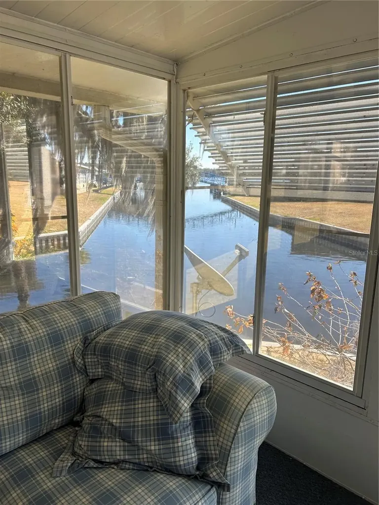40 Sabal Palm Circle Eustis FL 32726